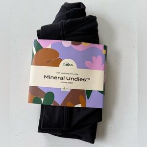 NWT Huha Mineral Undies Mid Boxer with soothing zinc oxide